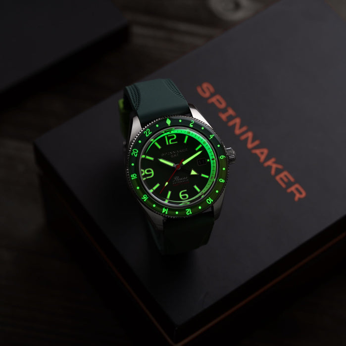 Spinnaker Fleuss GMT Automatic Forest Green angled shot picture