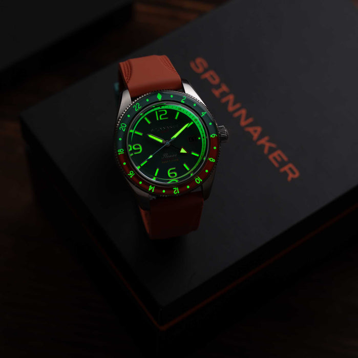 Spinnaker Fleuss GMT Automatic Tropical Green angled shot picture
