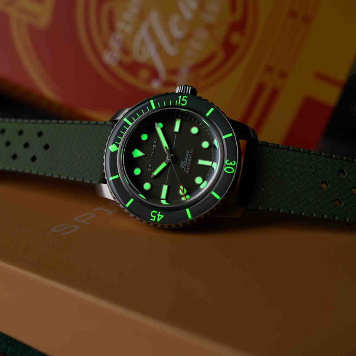 Spinnaker Fleuss 40 Automatic 145th Limited Edition Fern Grey angled shot picture