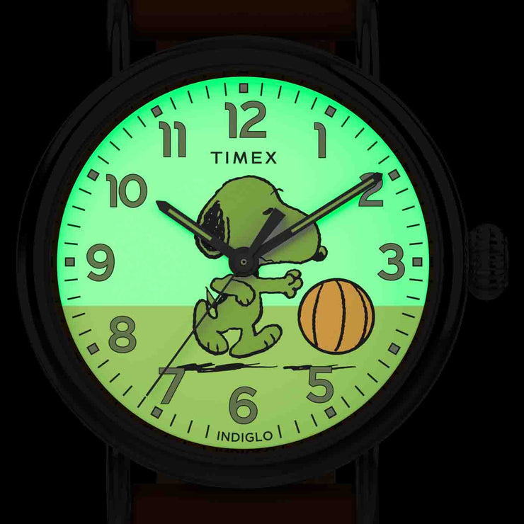 Timex Standard x Peanuts Snoopy Basketball 40mm