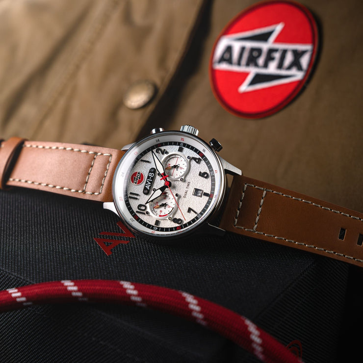 AVI - 8 Carey Dual Time Airfix Edition Silver White - Watches.com - AV - 4088 - 06