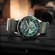 AVI - 8 Flyboy Airmaster Sector Meca - Quartz Vert Green - Watches.com - AV - 4112 - 02