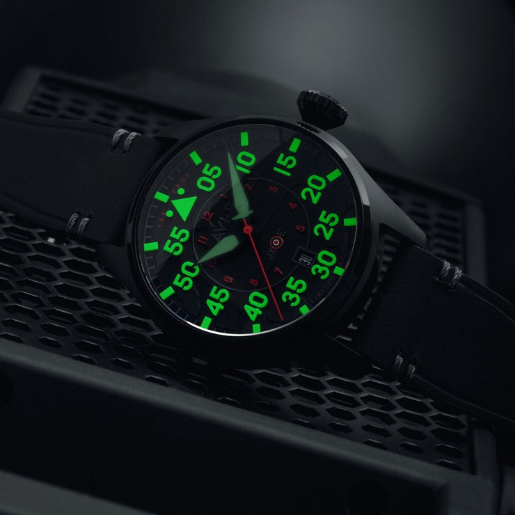 AVI - 8 Hawker Hurricane Clowes Automatic Night Reaper Limited Edition Night Shadow - Watches.com - AV - 4097 - 05