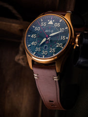 AVI - 8 Hawker Hurricane Clowes Automatic Northolt - Watches.com - AV - 4097 - 04