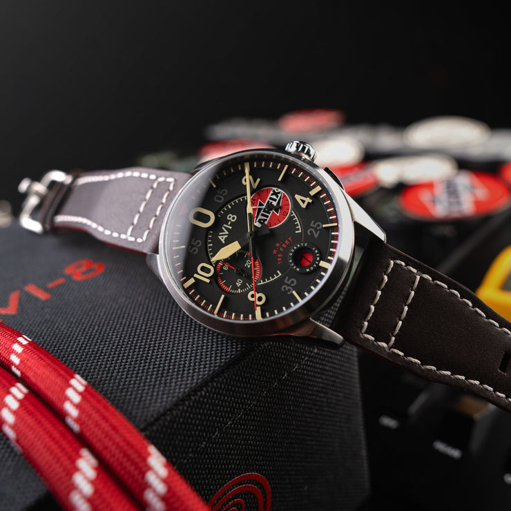 AVI - 8 Lock Chronograph Airfix Edition Raven Black - Watches.com - AV - 4089 - 09