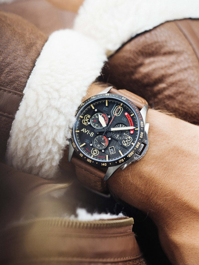 AVI-8 P-51 Mustang Blakeslee Chronograph Bronze Oak angled shot picture