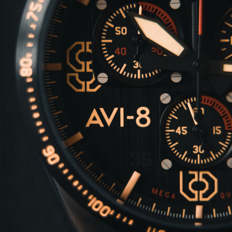 AVI - 8 P - 51 Mustang Blakeslee Chronograph Bronze Oak - Watches.com - AV - 4077 - 02