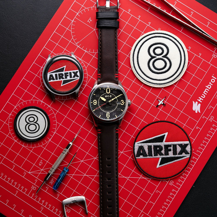 AVI - 8 Smith Automatic Airfix Edition Granite Black - Watches.com - AV - 4090 - 08