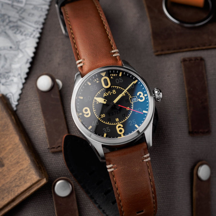 AVI - 8 Spitfire Smith Automatic Woolston - Watches.com - AV - 4090 - 01