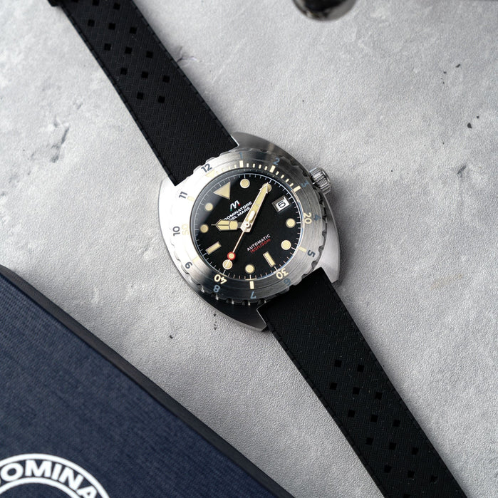 Dominatore Del Mare Amalfi Automatic Raven Black angled shot picture