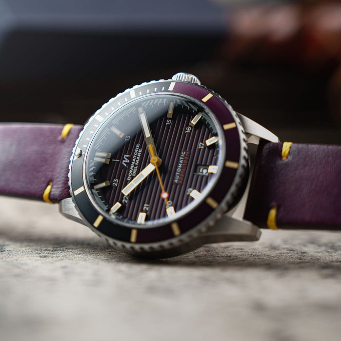 Dominatore Del Mare Scilla Automatic Ultra Violet angled shot picture