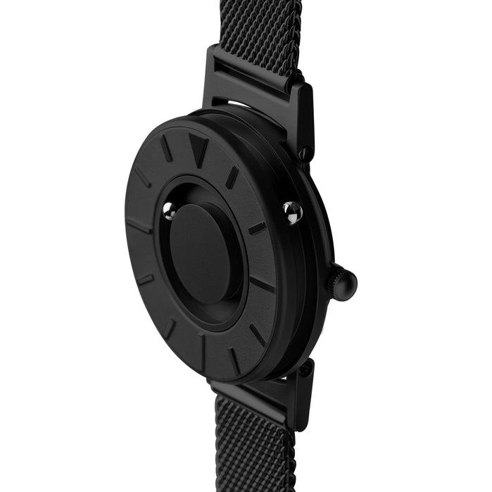 Eone Bradley Mesh 36mm Black angled shot picture