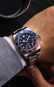 Filippo Loreti Aquadiver GMT Automatic Red & Blue - Watches.com - 01092