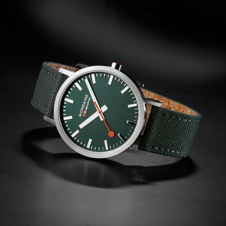 Mondaine Classic Recycled rPET 40mm Forest Green - Watches.com - A660.30360.60SBF