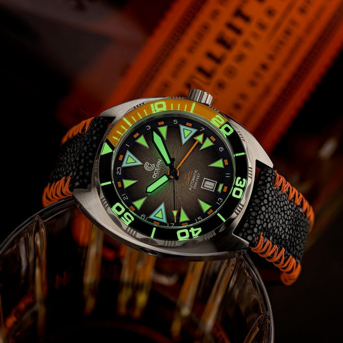 Ocean Crawler Core Diver GMT Swiss Automatic V3 Black Brown Limited Edition angled shot picture