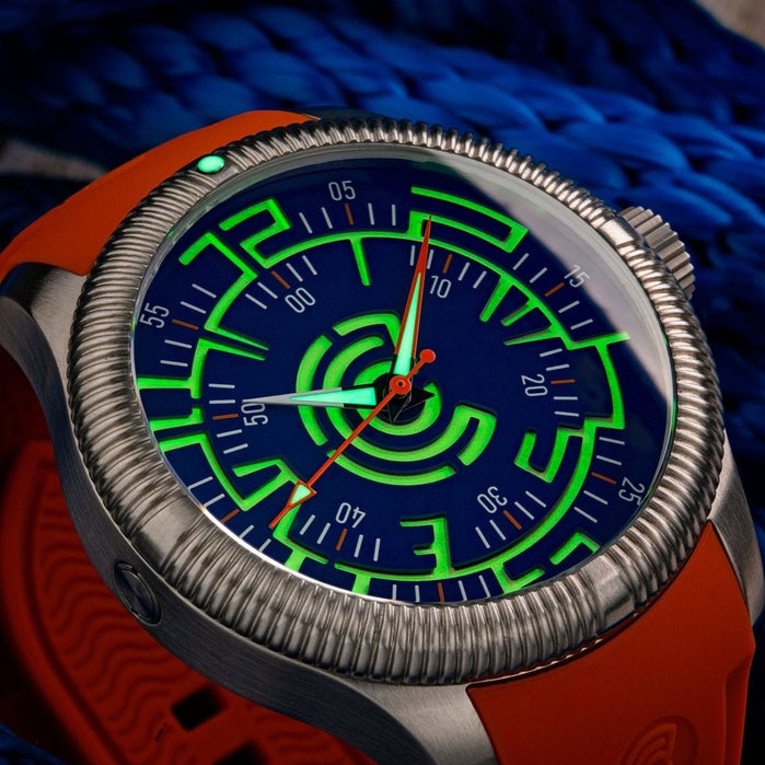 Ocean Crawler Lume Rush Diver V2 Automatic Blue angled shot picture