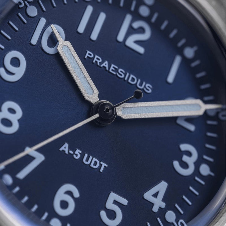 Praesidus A - 5 UDT Automatic Blue Sunray - Watches.com - P - 38 - UDT - BLRSG