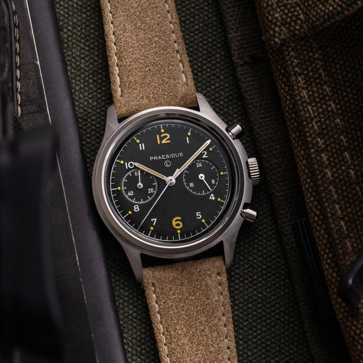 Praesidus PAC - 76 Chronograph Sand Leather - Watches.com - P - 38 - P76 - MB - RBRK1