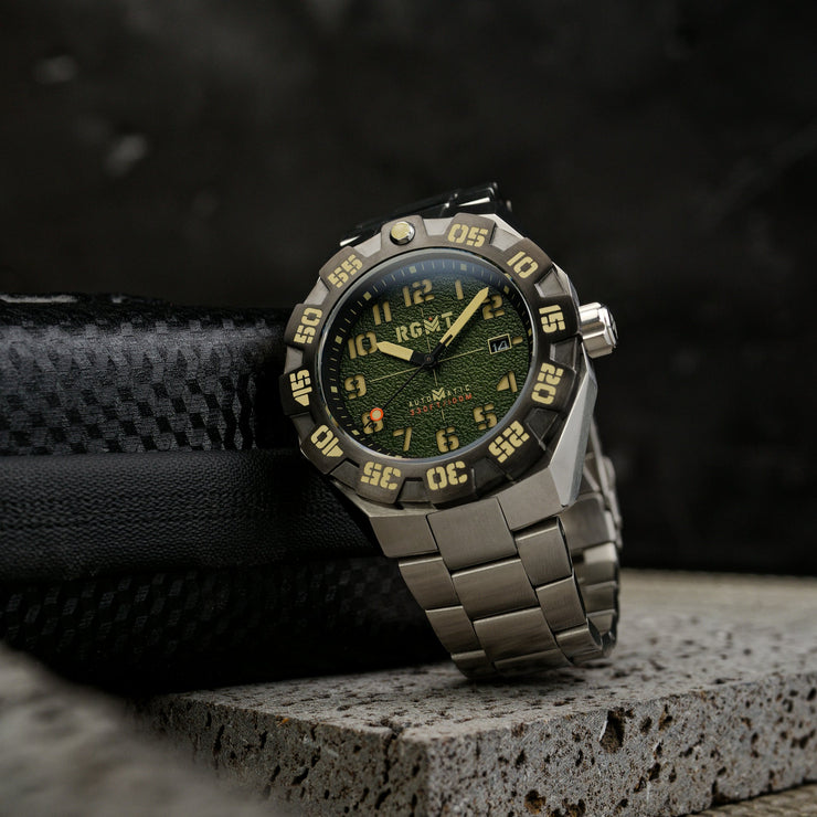 RGMT Field Master Automatc Moss Green - Watches.com - RG - 8032 - CC