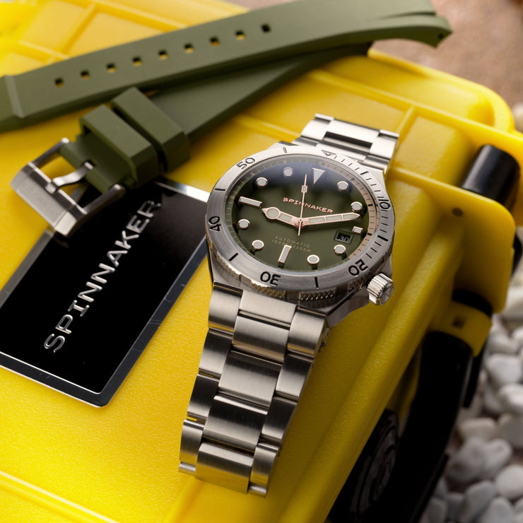 Spinnaker Boettger Automatic Dark Olive Limited Edition - Watches.com - SP - 5083 - FF