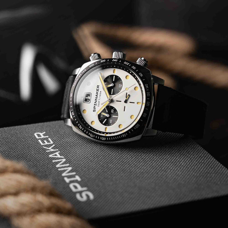 Spinnaker Hull Chronograph Panda White - Watches.com - SP - 5068 - 07