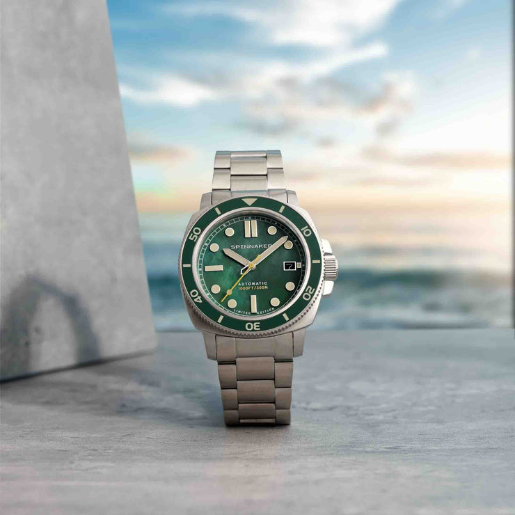 Spinnaker Hull Pearl Diver Automatic Emerald Limited Edition - Watches.com - SP - 5106 - 33