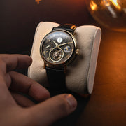 Thomas Earnshaw Celestial Halley Tourbillon Limited Edition Medallion Gold - Watches.com - ES - 8262 - 0C