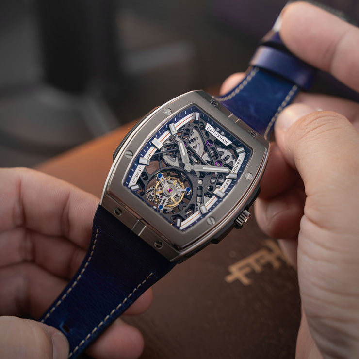 Thomas Earnshaw Motion Invincible Tourbillon Tonneau Limited Edition Regent Blue - Watches.com - ES - 8281 - 02