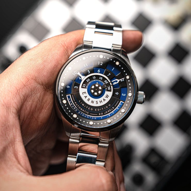 Thomas Earnshaw Staunton Chess Set Automatic Limited Edition Pawn Blue - Watches.com - ES - 8282 - 55