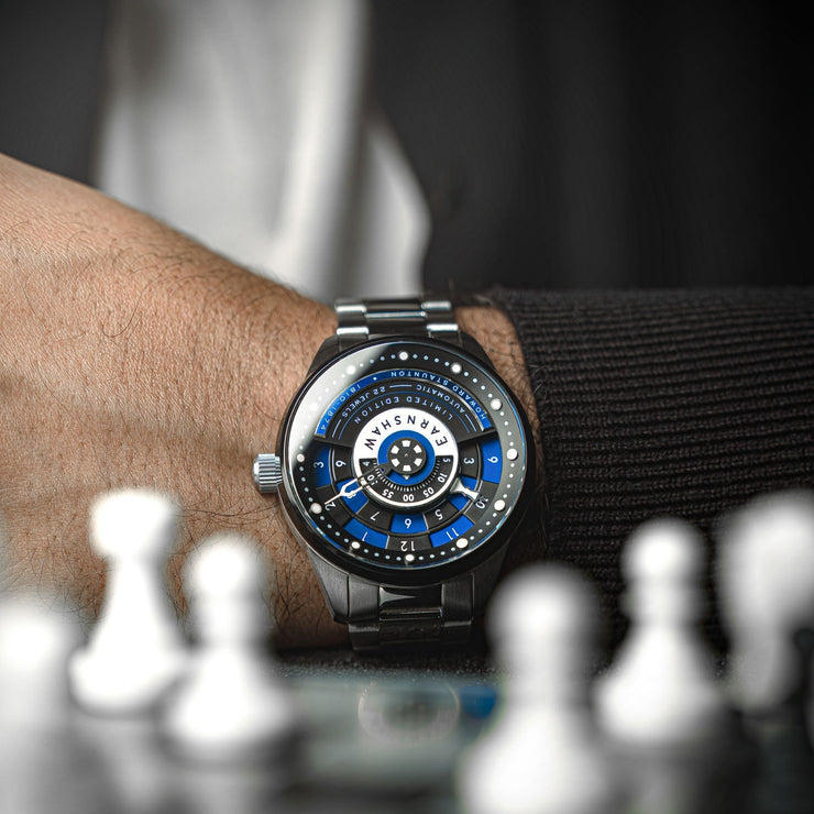 Thomas Earnshaw Staunton Chess Set Automatic Limited Edition Pawn Blue - Watches.com - ES - 8282 - 55