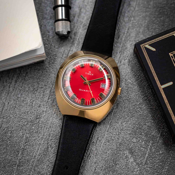 Timex Q 1972 Reissue Gold Red - Watches.com - TW2V25400ZV