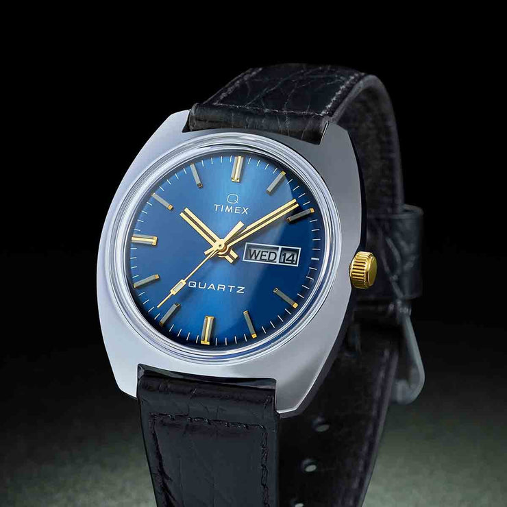 Timex Q 1978 Day Date 37.5mm Blue - Watches.com - TW2W44800ZV