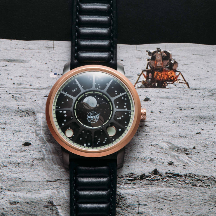 Xeric NASA Apollo 15 American Moonphase Lunar Module - Watches.com - APM - 2432 - 03L