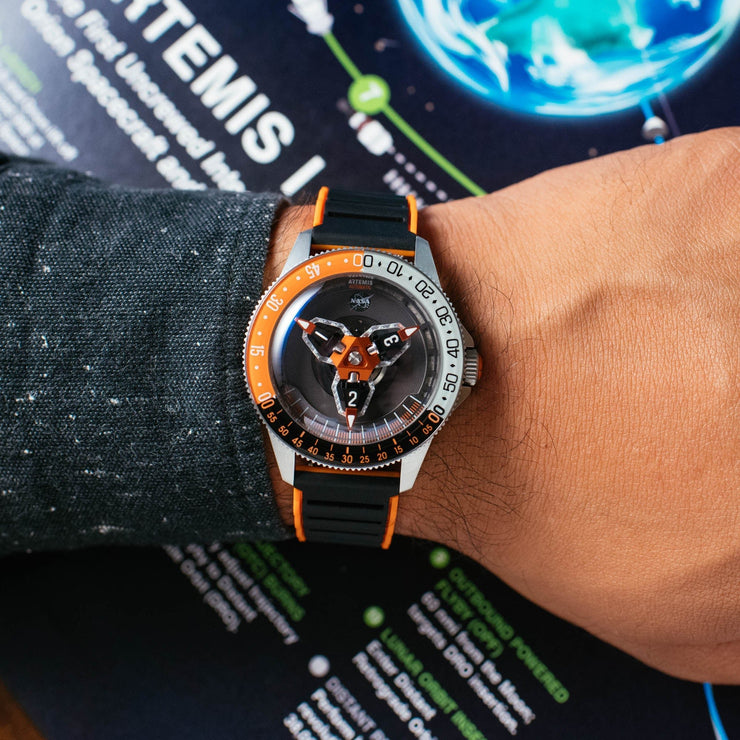 Xeric NASA Artemis Tumbler Automatic Afterburn Limited Edition - Watches.com - ATA - 1139 - 01B