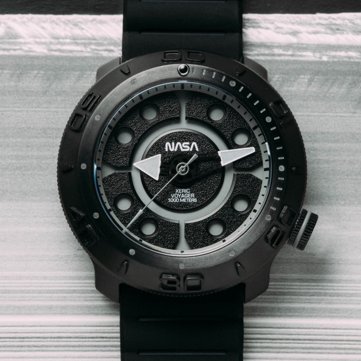 Xeric NASA Voyager Automatic 1000m Diver Hyperion - Watches.com - VOY - 3332 - 03R