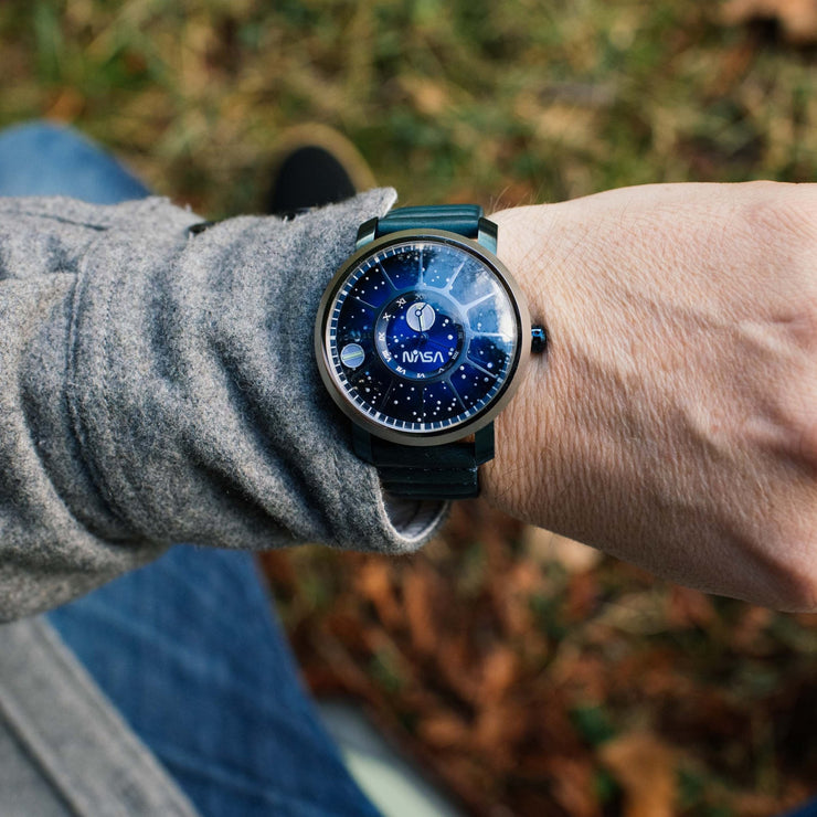 Xeric Trappist - 1 Automatic NASA Edition Neutron Star - Watches.com - TAN - 7177 - 07L