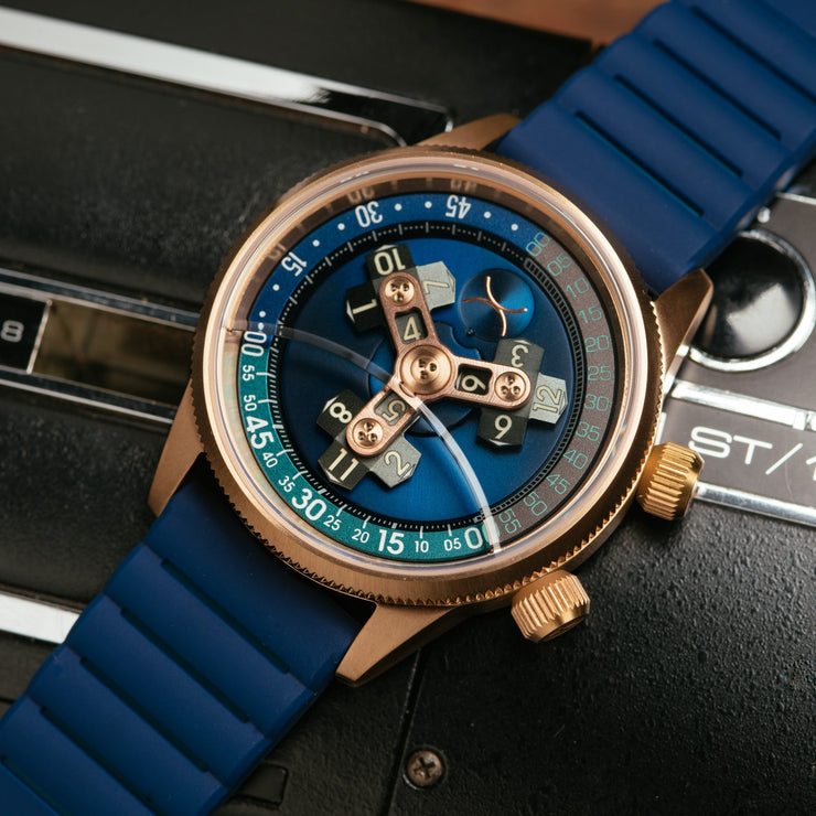 Xeric Vendetta II Automatic Wandering Hour Rose Gold Indigo - Watches.com - V2A - 4479 - 44R