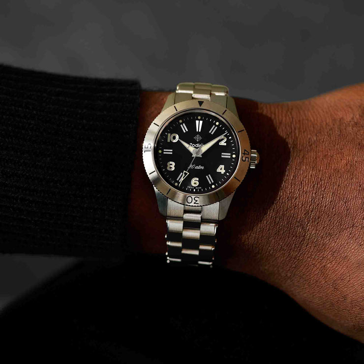 Zodiac Super Sea Wolf Ref. 691 Hand Wind SS Black - Watches.com - ZO0001