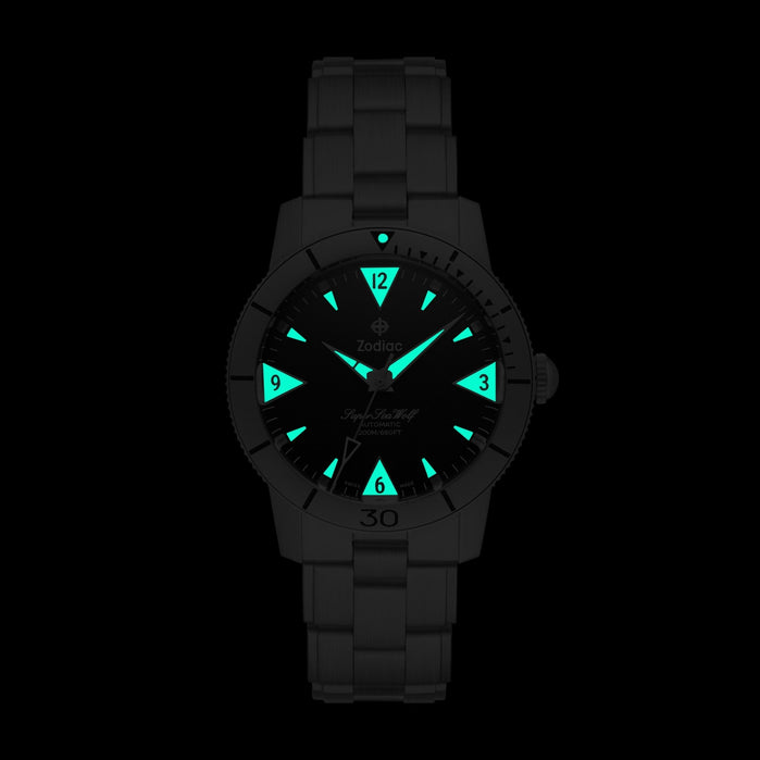 Zodiac ZO9215 Super Sea Wolf Skin Automatic Black SS angled shot picture