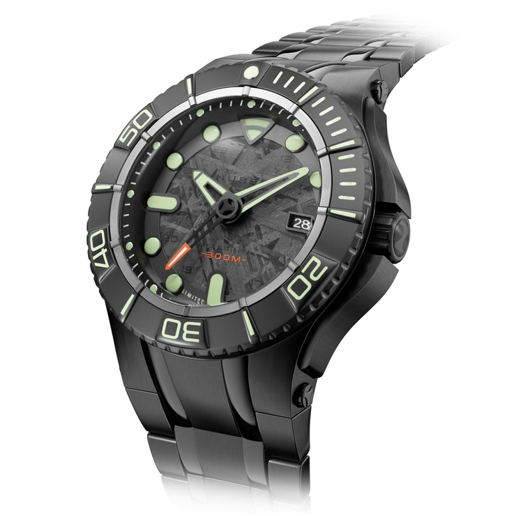 Nubeo Manta Meteorite Automatic Gunmetal Limited Edition SS | Watches.com